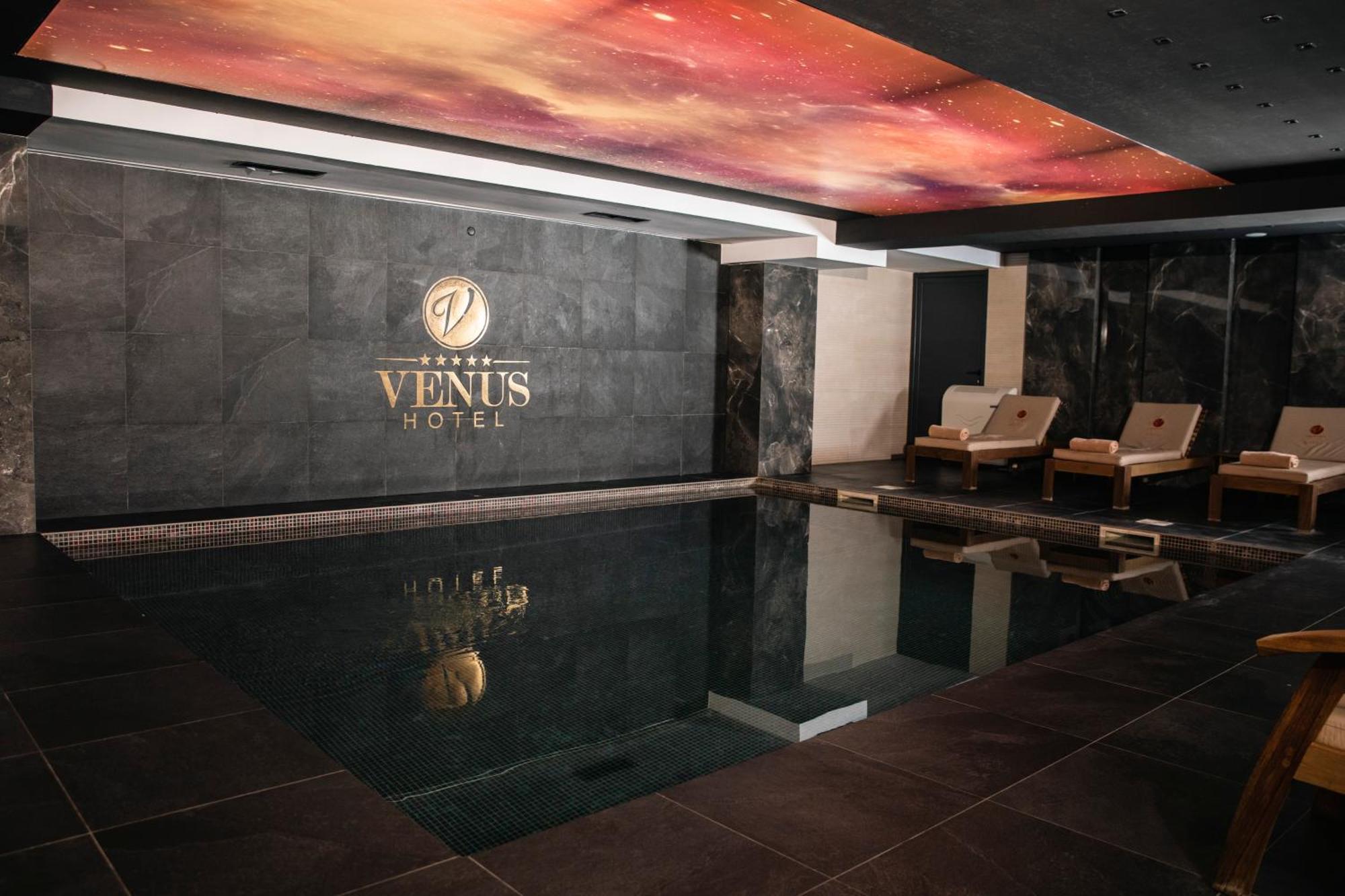 Venus Hotel Lipjan Екстериор снимка