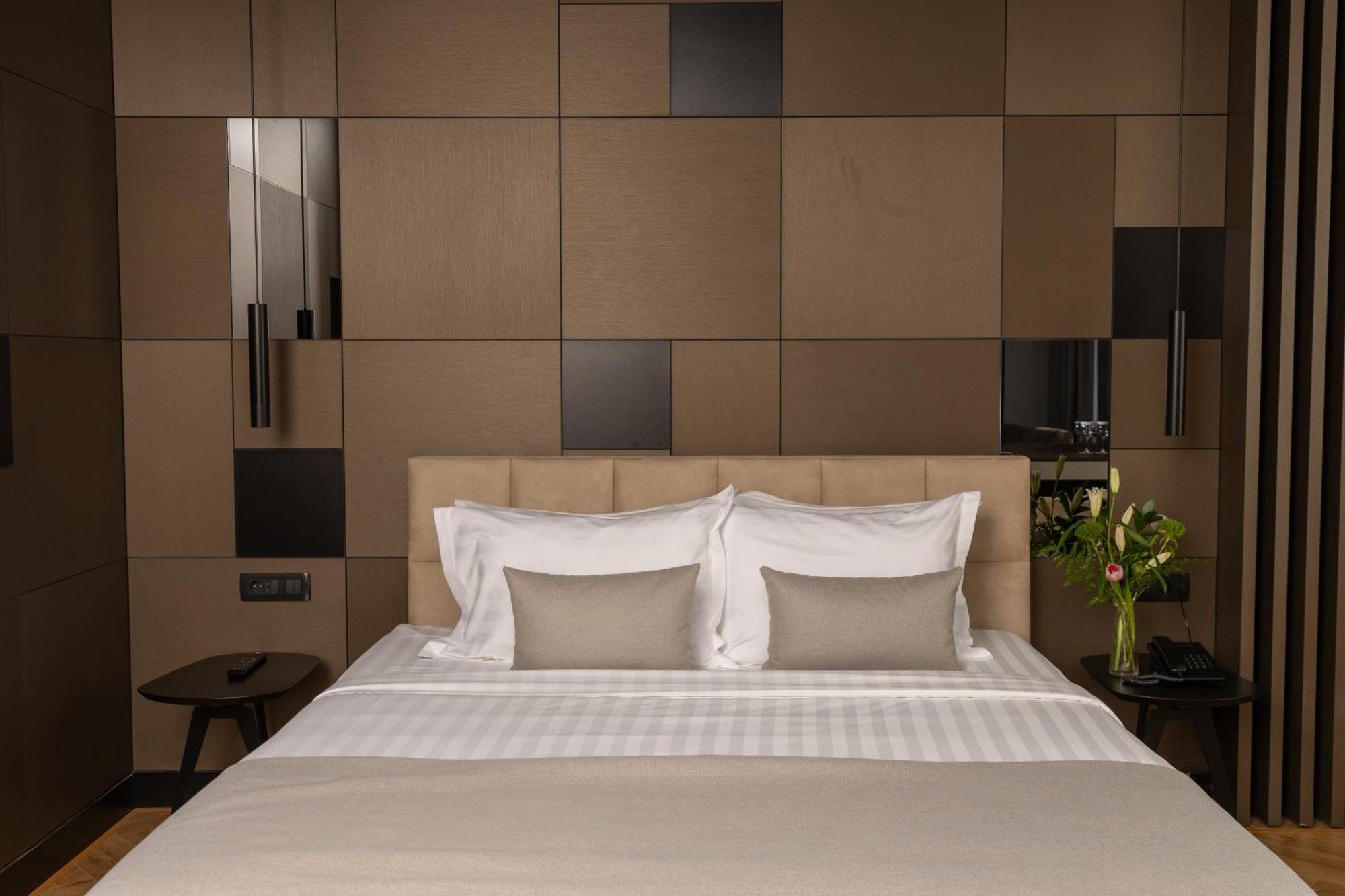 Venus Hotel Lipjan Екстериор снимка